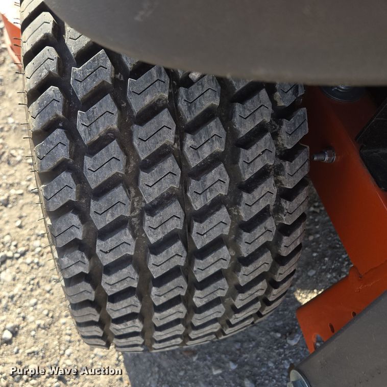 image for item EQ6859 Husqvarna Z460 ZTR lawn mower