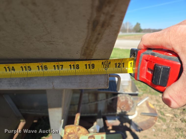 image for item EQ6922 Tyler Moonwalk spreader