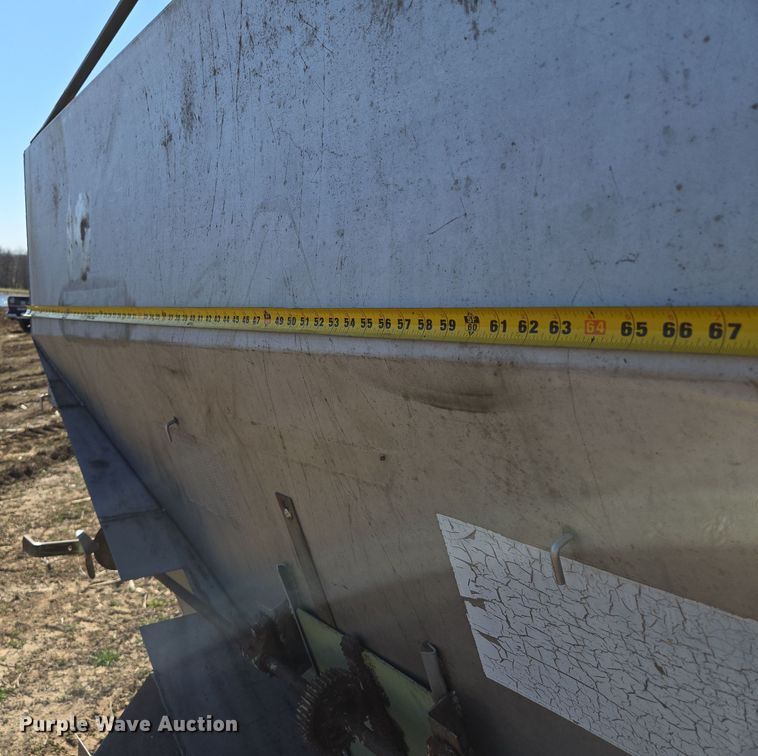 image for item EQ6922 Tyler Moonwalk spreader