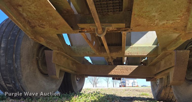 image for item EQ6922 Tyler Moonwalk spreader