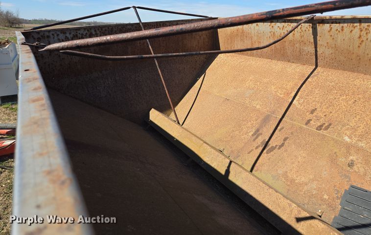 image for item EQ6922 Tyler Moonwalk spreader