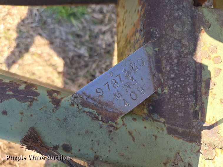 image for item EQ6922 Tyler Moonwalk spreader