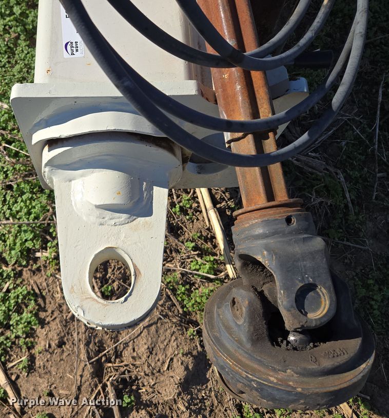 image for item EQ6928 Kuhn Knight Slinger SLC141 manure spreader