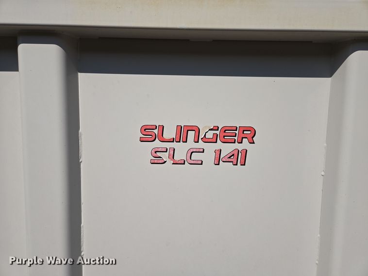 image for item EQ6928 Kuhn Knight Slinger SLC141 manure spreader