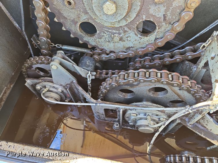 image for item EQ6928 Kuhn Knight Slinger SLC141 manure spreader