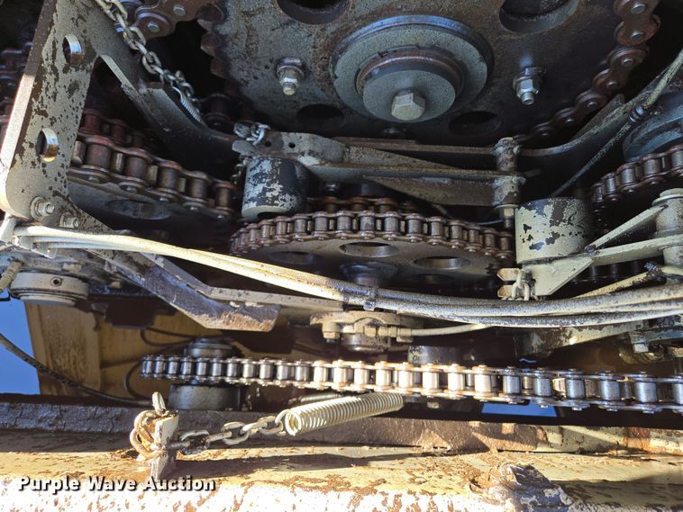 image for item EQ6928 Kuhn Knight Slinger SLC141 manure spreader