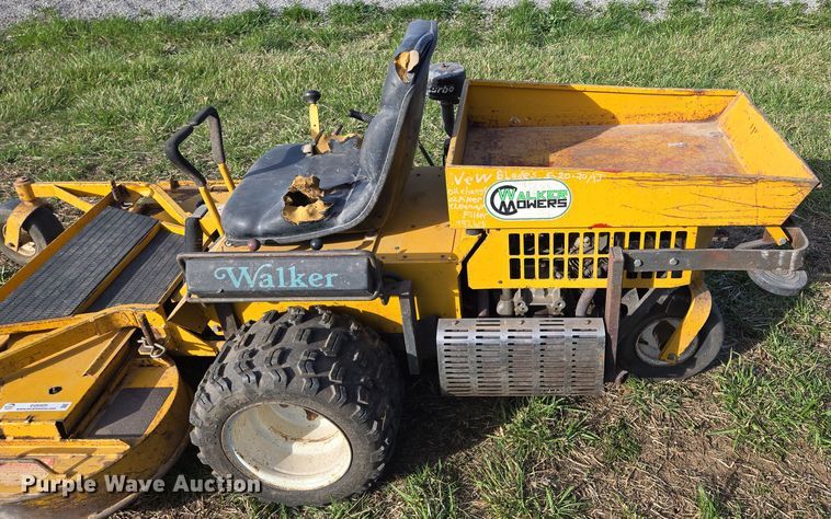 image for item EQ6929 Walker MTSD ZTR lawn mower