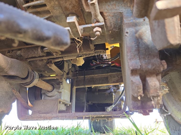 image for item EQ6929 Walker MTSD ZTR lawn mower