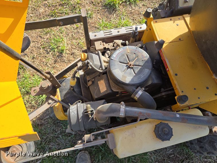 image for item EQ6929 Walker MTSD ZTR lawn mower