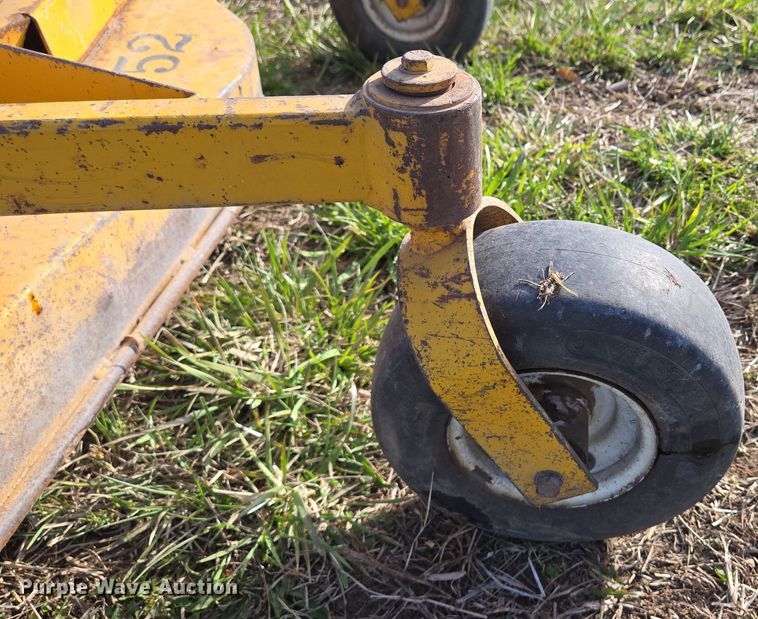 image for item EQ6929 Walker MTSD ZTR lawn mower