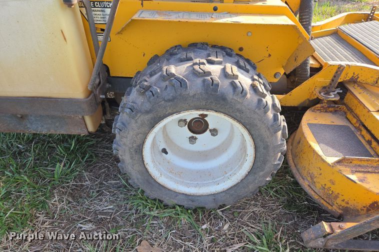 image for item EQ6929 Walker MTSD ZTR lawn mower