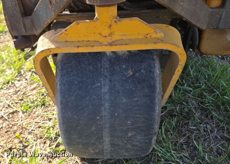 image for item EQ6929 Walker MTSD ZTR lawn mower