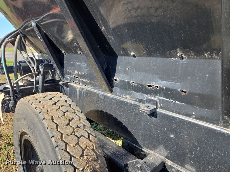 image for item EQ6930 Mensch W3350 Side Shooter sand shooter