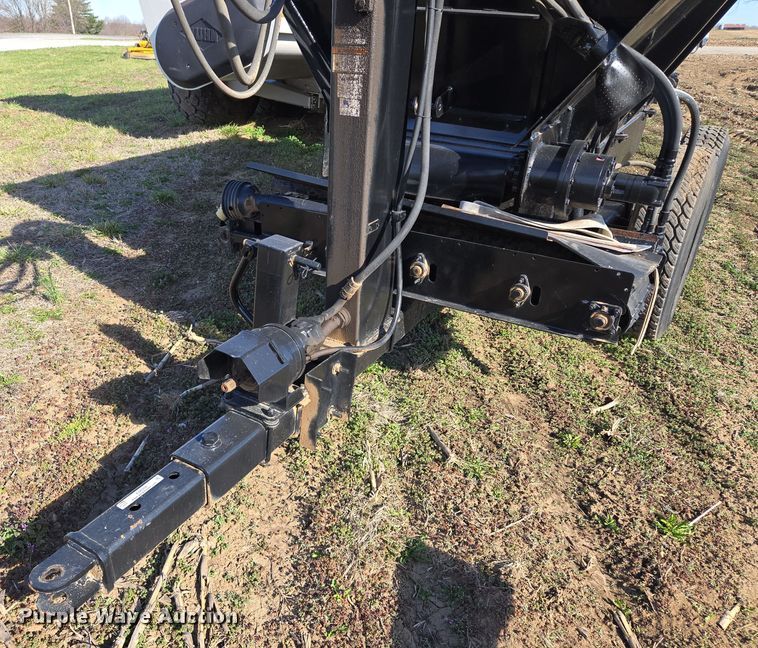 image for item EQ6930 Mensch W3350 Side Shooter sand shooter