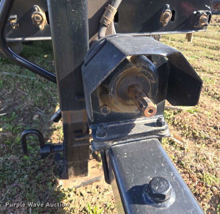 image for item EQ6930 Mensch W3350 Side Shooter sand shooter