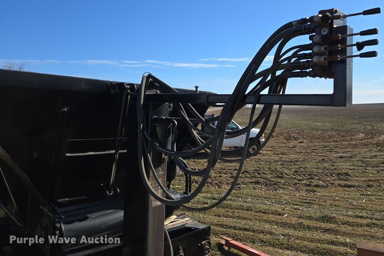 image for item EQ6930 Mensch W3350 Side Shooter sand shooter