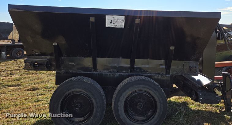 image for item EQ6930 Mensch W3350 Side Shooter sand shooter