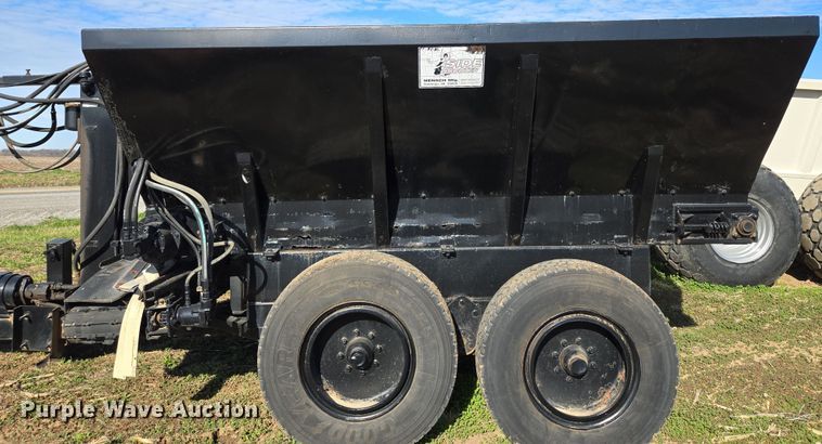 image for item EQ6930 Mensch W3350 Side Shooter sand shooter