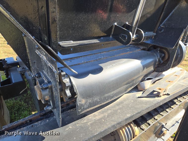 image for item EQ6930 Mensch W3350 Side Shooter sand shooter