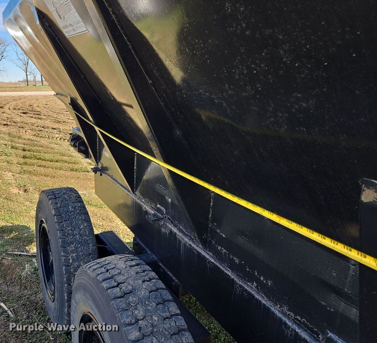 image for item EQ6930 Mensch W3350 Side Shooter sand shooter