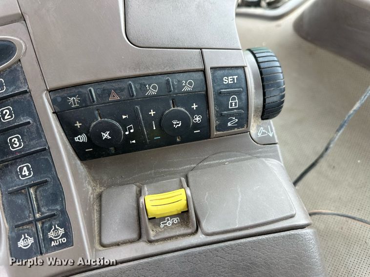 image for item ER8815 2018 John Deere 9470 RX 4WD tractor