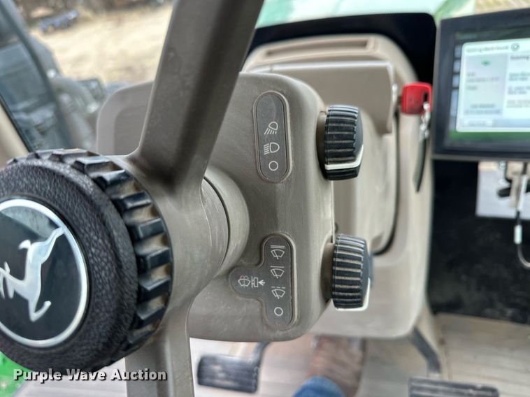 image for item ER8815 2018 John Deere 9470 RX 4WD tractor