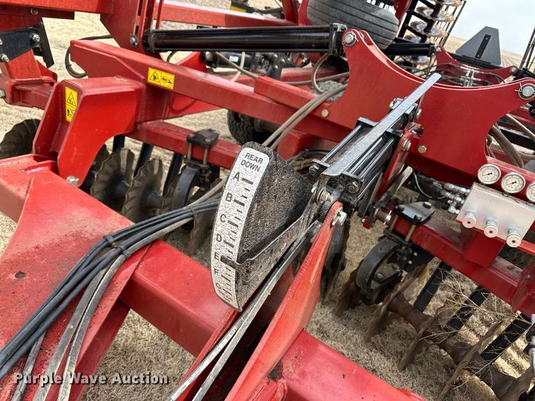 image for item ER8816 2020 Case IH 335 vertical tillage