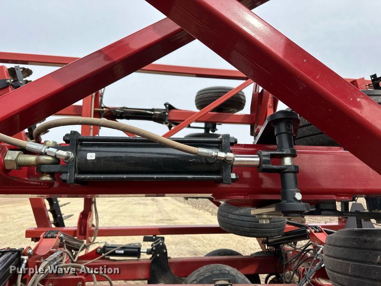 image for item ER8816 2020 Case IH 335 vertical tillage