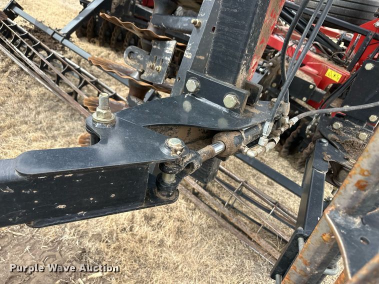 image for item ER8816 2020 Case IH 335 vertical tillage
