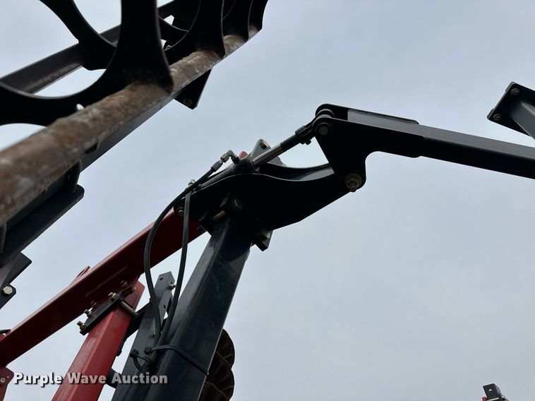 image for item ER8816 2020 Case IH 335 vertical tillage