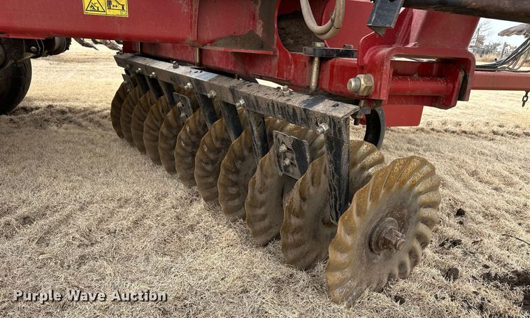 image for item ER8816 2020 Case IH 335 vertical tillage