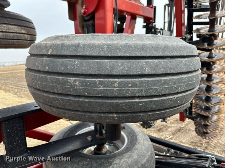 image for item ER8816 2020 Case IH 335 vertical tillage