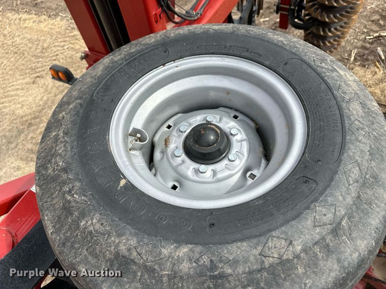 image for item ER8816 2020 Case IH 335 vertical tillage
