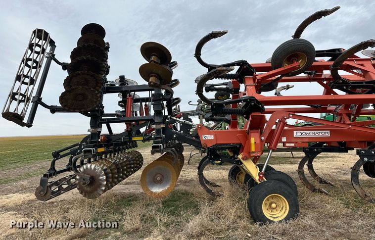image for item ER8817 2011 Kuhn 4850 disk ripper