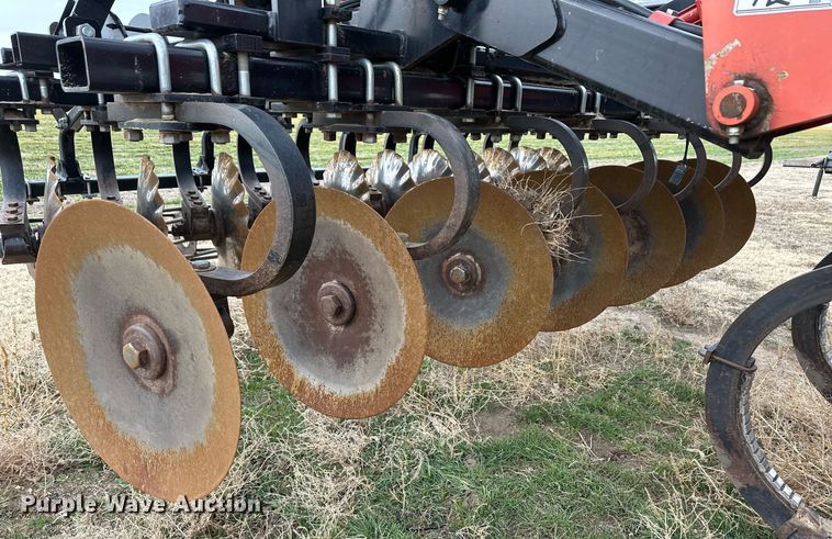 image for item ER8817 2011 Kuhn 4850 disk ripper