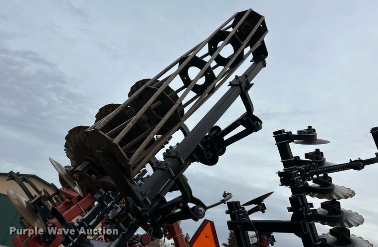 image for item ER8817 2011 Kuhn 4850 disk ripper