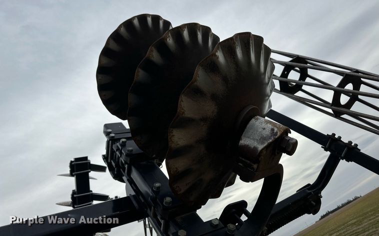 image for item ER8817 2011 Kuhn 4850 disk ripper