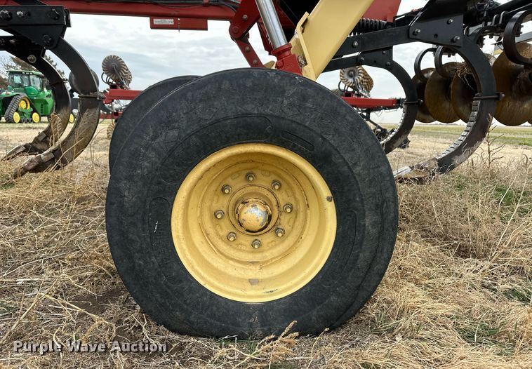 image for item ER8817 2011 Kuhn 4850 disk ripper