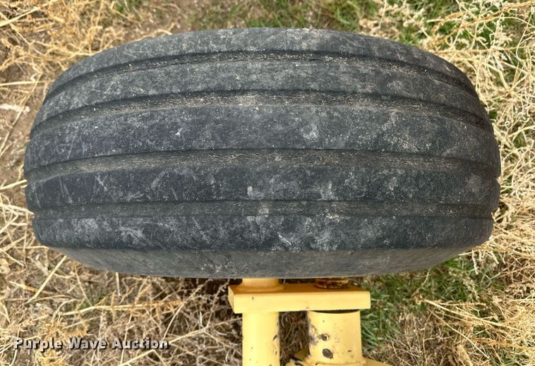 image for item ER8817 2011 Kuhn 4850 disk ripper