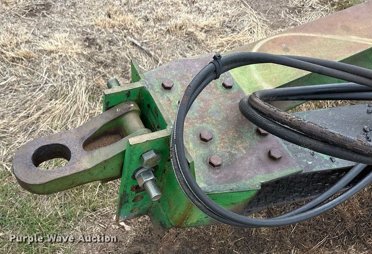 image for item ER8818 John Deere 610 chisel