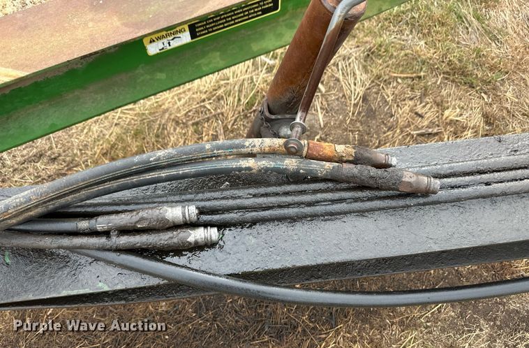 image for item ER8818 John Deere 610 chisel