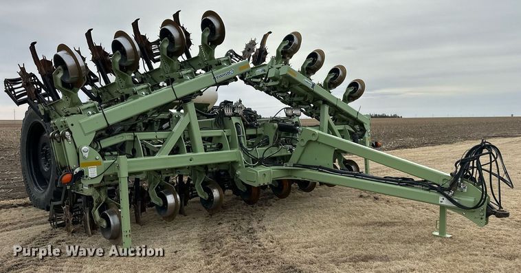 image for item ER8820 Orthman 1tRIPr strip-till