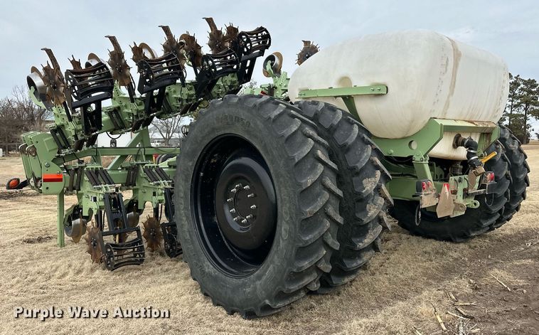 image for item ER8820 Orthman 1tRIPr strip-till