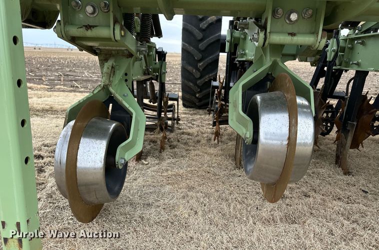 image for item ER8820 Orthman 1tRIPr strip-till