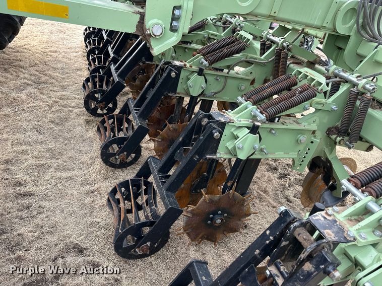 image for item ER8820 Orthman 1tRIPr strip-till