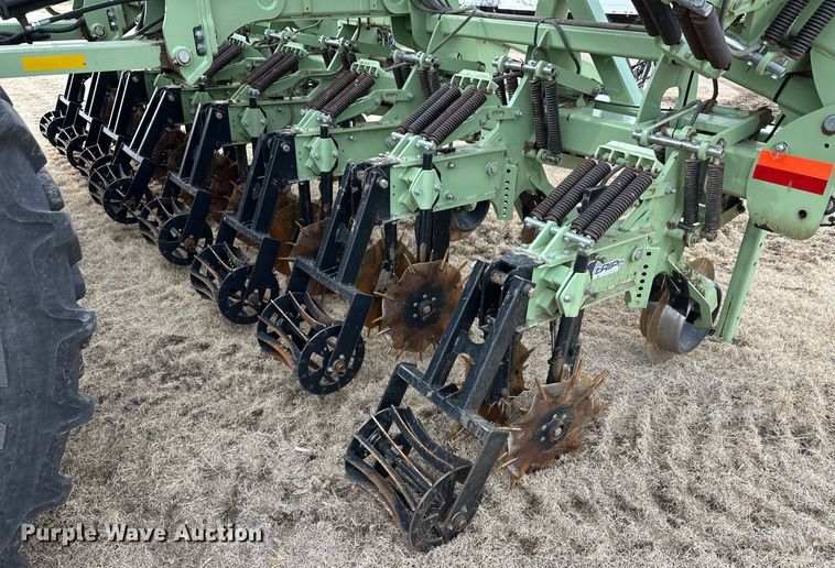 image for item ER8820 Orthman 1tRIPr strip-till