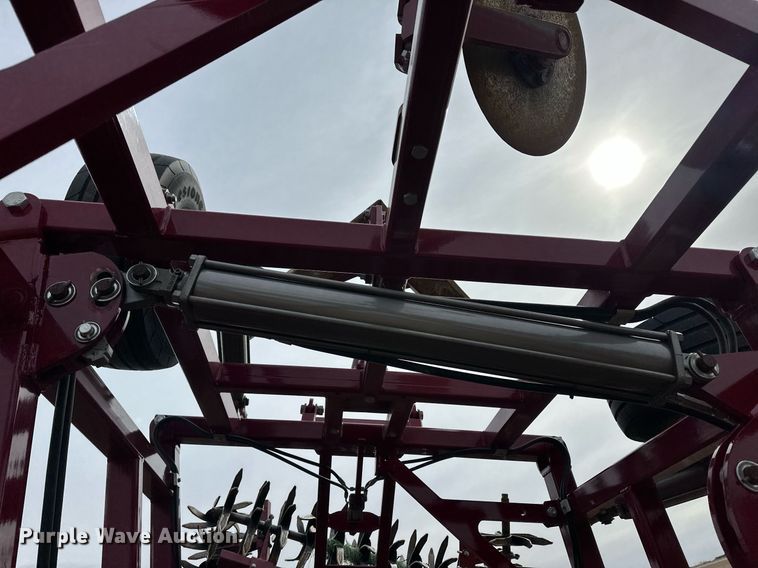 image for item ER8821 2022 Premier Tillage Minimizer 9543 sweep plow