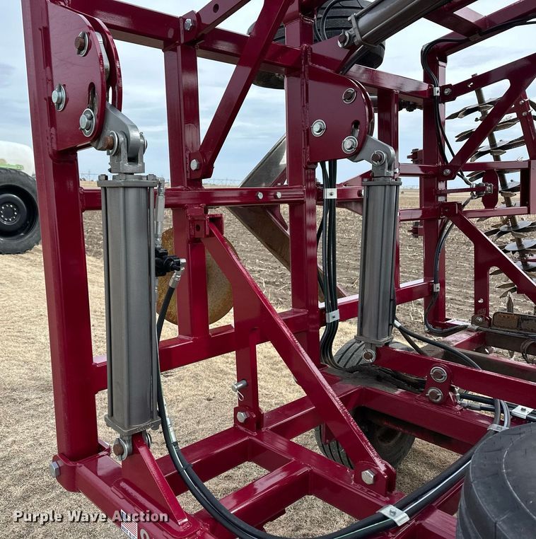 image for item ER8821 2022 Premier Tillage Minimizer 9543 sweep plow