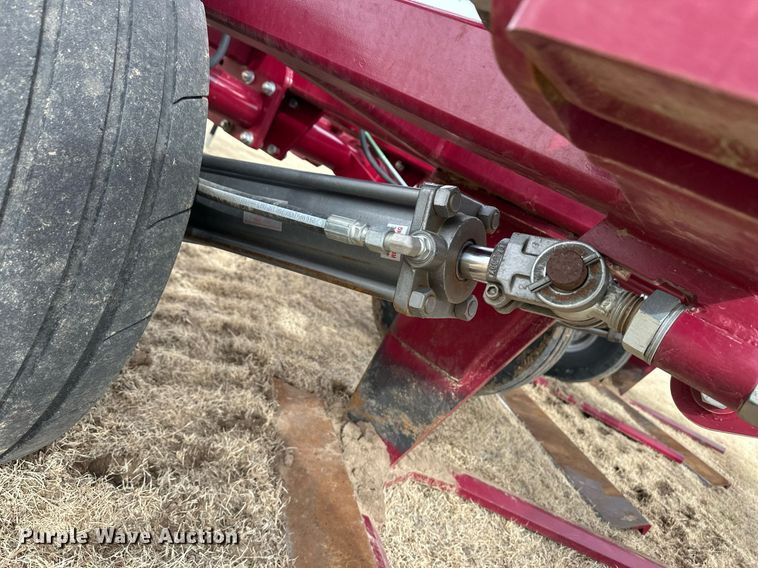 image for item ER8821 2022 Premier Tillage Minimizer 9543 sweep plow