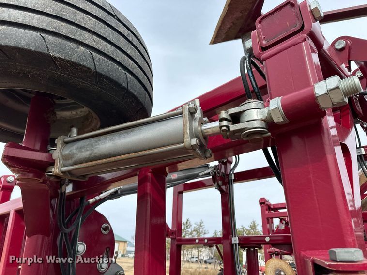 image for item ER8821 2022 Premier Tillage Minimizer 9543 sweep plow